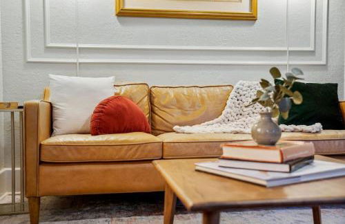 Walk to Cherry Street,pets, hot tub by HVNLYhomes - Foto 2