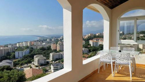 Appartement Vue Mer à Bastia, terrasse et piscine privée. - Foto 2