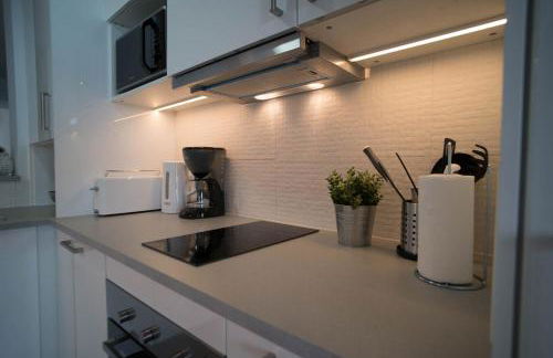 Islet House - Photo 15