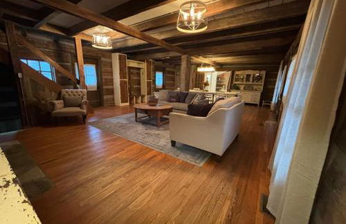 The Hilltop Cabin - Foto 8