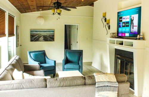 Newly Renovated! Old Homestead Beach Home - Foto 4