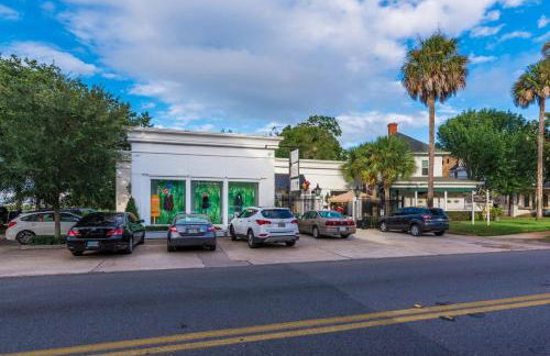 The Old Mission Collection - Downtown Bungalow - Foto 44