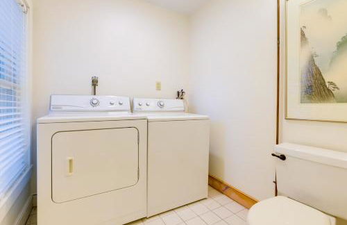 Shared Hot Tub Historic Cottage, Walk to Elm Park - Foto 21