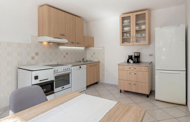 Pool House Mr ek Family Friendly - Photo 10