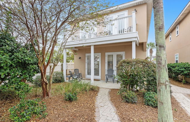 Escape to Sand Dollar Holler: Coastal Retreat, 3 Beds, 2.5 Baths, Sleeps 10! - Foto 67