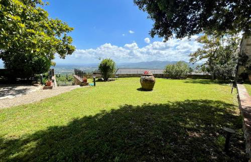 Villa with Exclusive Garden in Rignano, Tuscany - Foto 33