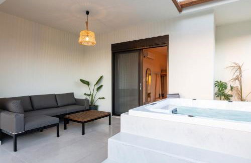 Isla Luxury Apartments - Private Hot tub - 100m from beach - Foto 2