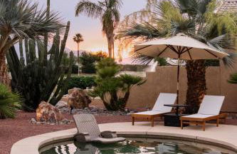 Luxe Palm Springs Villa- Sunset Oasis Private Heated Pool & Spa on Golfcourse - Foto 2