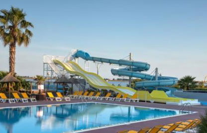 Joli Bungalow 464, 4-6 pers, wifi, terrasse, Camping Siblu Lac des Rêves Lattes - Foto 10