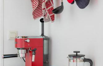 Transports, parking, A/C & equipped for long stays - Foto 12