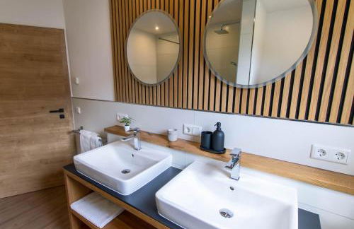 Ferienhaus Moselhöhe - 2023 neu renoviert, mit Design-Ausstattung & großem Garten - Foto 9