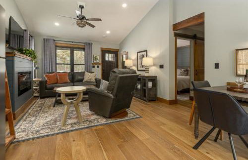 Modern 1BR Cabin w Hot Tub Near Carbondale - Foto 14