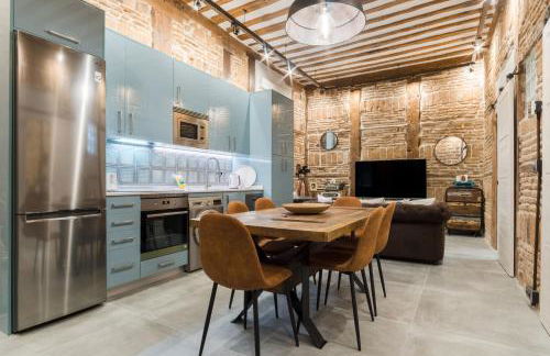 Royal Palace II - Photo 2