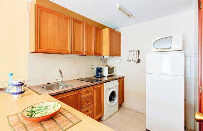 Romantic Apartment With View - Photo 7