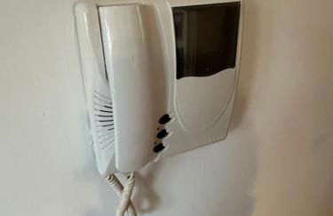 Cosy High Street Apartment 30 seconds from station - Foto 17