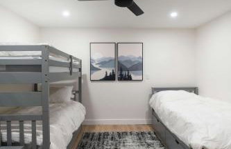 Modern Catskills Retreat with Creek & Fire Pit - Foto 25