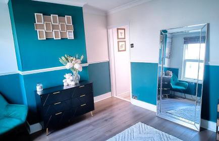 Unique 2BR in Gillingham Cinema Room Wi-Fi Parking - Foto 17