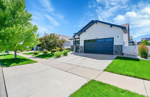 Modern 5BR/3BA Luxury Home|Movie Nights & Comfort - Foto 55