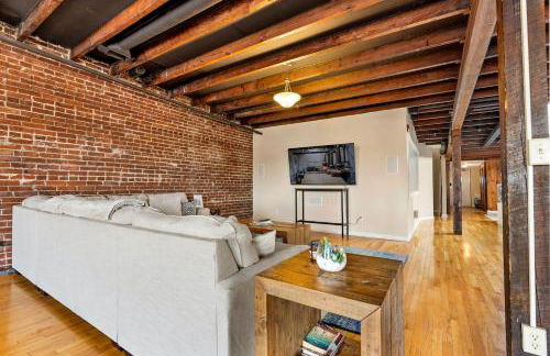 Swepson Guesthouse KING Sleep42 15BR 10BA 22Beds - Foto 14