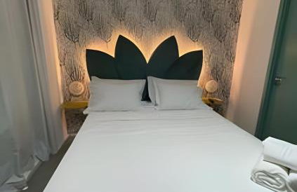 Studio completo - proximo ao metro Luz - Foto 9