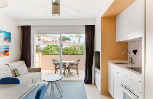 Los Amigos Beach Club - Photo 40