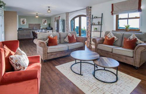 The Beacon - 3 Bedroom Cottage - Ludchurch - Narberth - Photo 2