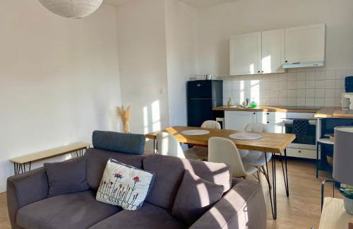 Charmant T2 de 48m2 à 300m du centre ville - Foto 3