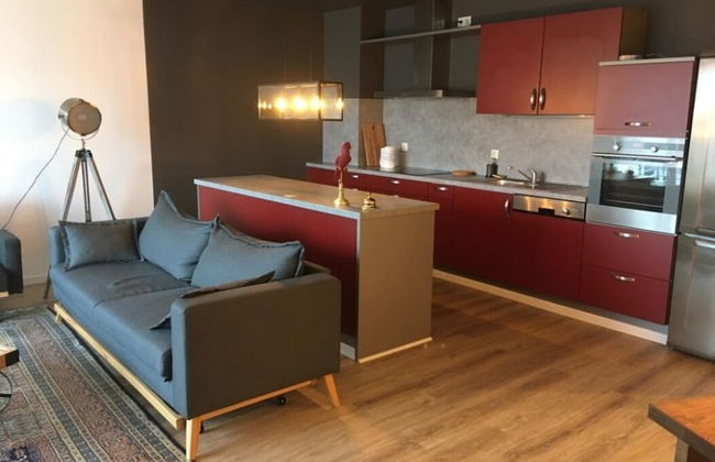 Luxury Large 4 Beds, 3 Balconies, 110 m2 - Parking - Foto 1