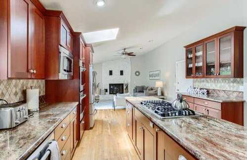 Spacious 4-bedroom home with outdoor deck - Foto 11