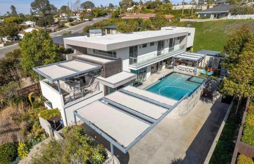 Luxury Coastal Home - Pool, Spa, AC, & Ocean Views - Foto 45