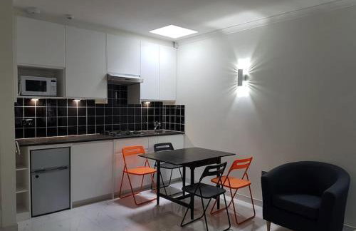 Contemporary ground flr maisonette- Entire place - Foto 15