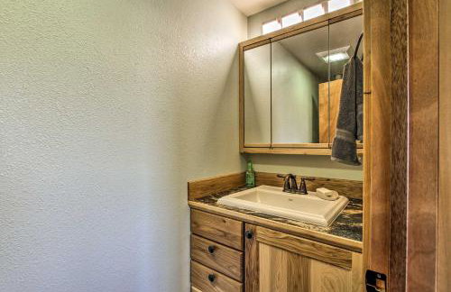 Pet-Friendly Augusta Cabin - Walk to Main Street! - Foto 14