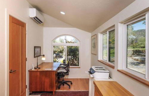 The Haven -In Town, NEWLY remodeled, Private, Stocked - Foto 12