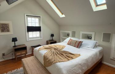 Cozy & Comfy Bright 3 Bedroom Home - Foto 33