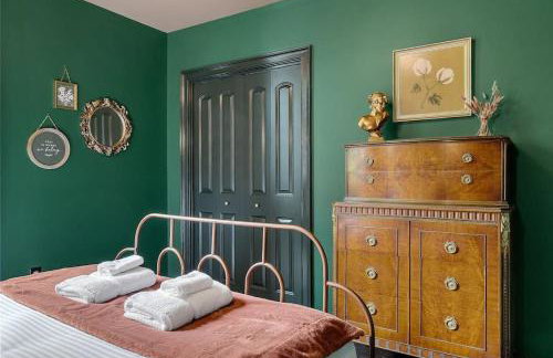 Gypsy - The Vestry on Read - Foto 33