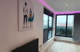 Central Penthouse with Hot Tub & Views 24 Cheltenham - Photo 20