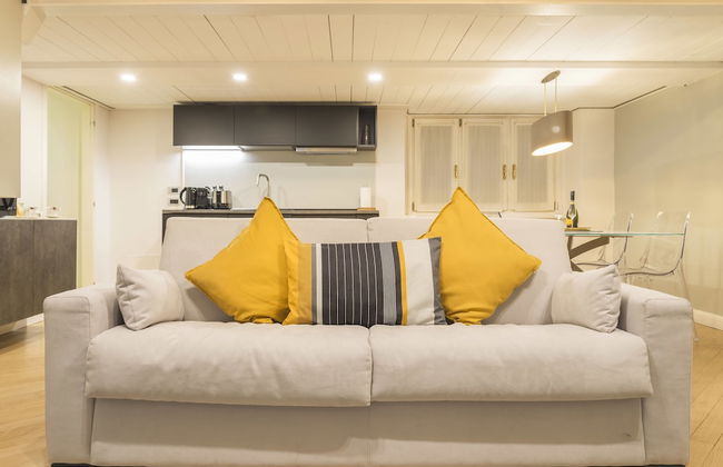 Heart Milan Apartments - San Sepolcro Duomo - Foto 23