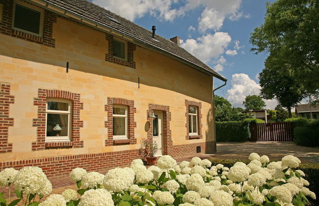 Lovely Farmhouse in Wijlre With Forest Nearby - Photo 51