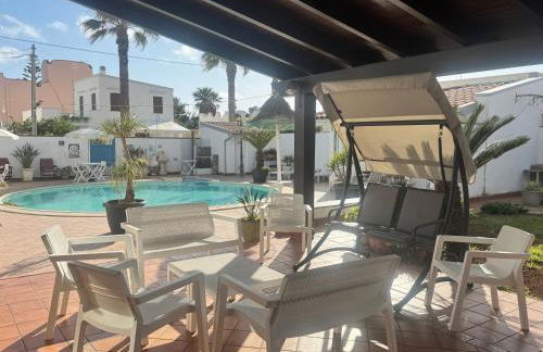 Villa con piscina uso esclusivo - Photo 2