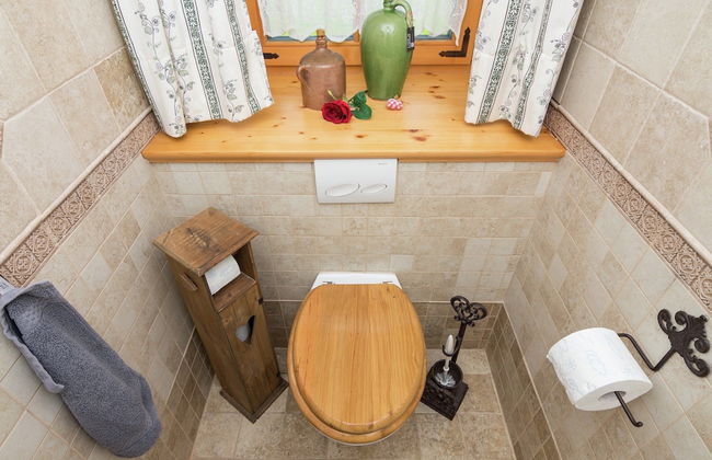 Quaint Holiday Home in Feldwies near Ski Area - Photo 19