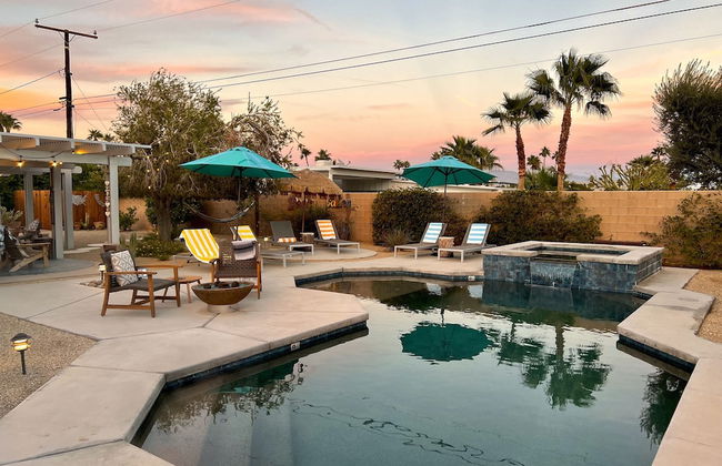 Mid Century Ranch - Private Resort-style Pool! - Foto 1