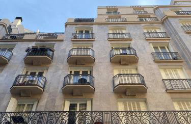 Superb studio with terrasse & 24-7 security in the heart of Paris! - Foto 19