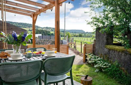 Ailsa- Enchanting Tiny House with wood burner and hot tub in Cairngorms - Foto 29