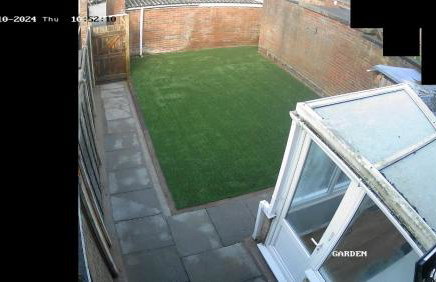 2ndHomeStays- Willenhall-A Serene 3 Bed House with a Garden View-Suitable for Contractors and Families-Sleeps 9 - 7 mins to J10 M6 and 21 mins to Birmingham - Foto 2