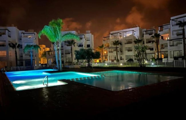 Stylish 2-bed Apartment Overlooking the Fairways - Foto 15