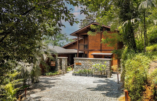 Amã Stays & Trails The Malarbar Villa Iris, Kozhikode - Foto 38