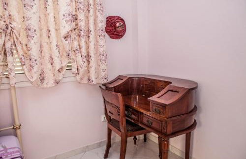 Plagia's Sunset Apartments - Photo 16