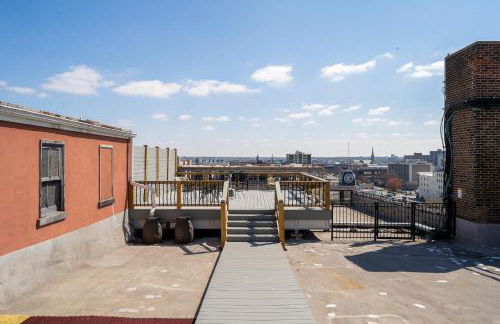 Top Floor Penthouse at the Historic Levy Building - Foto 49