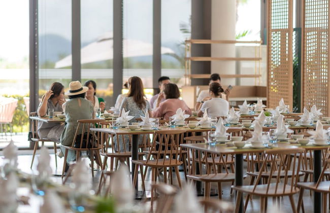 Oakwood Ha Long - Photo 62