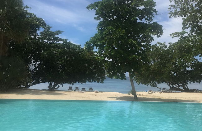 Idyllic Duplex with Ocean - Photo 9